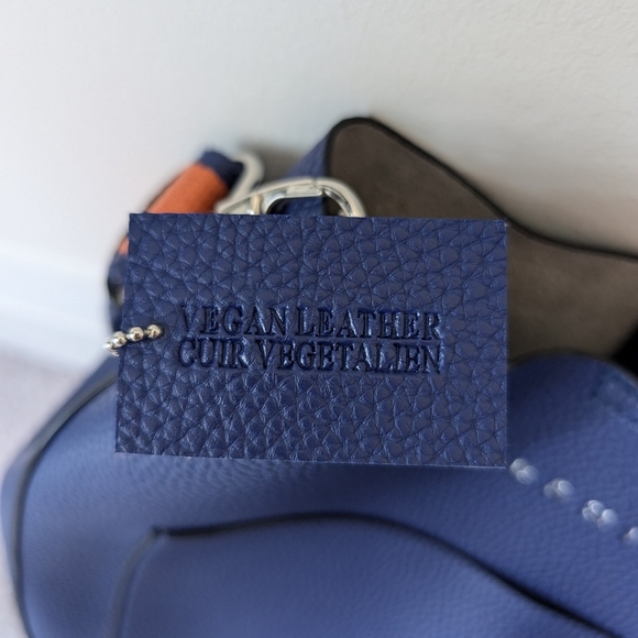 NWOT Timeless Blue and Orange Danier Crossbody Bag - Picture 6 of 6